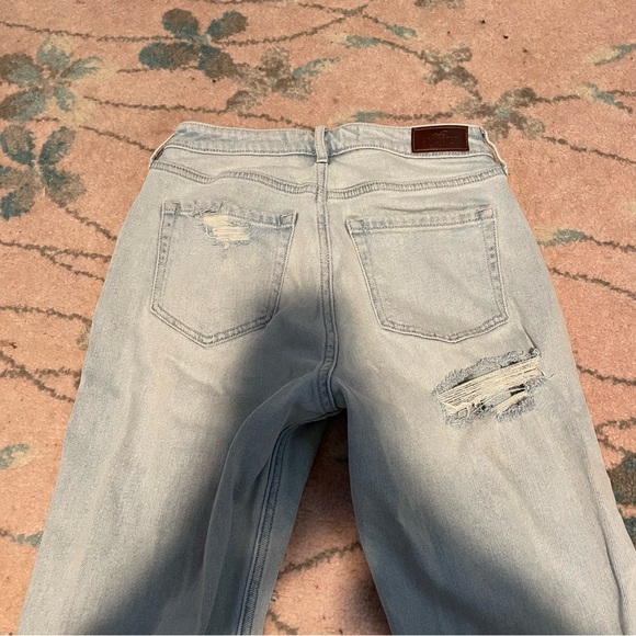 Hollister Light wash distressed blue jeans - Picture 7 of 9